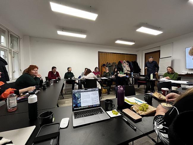 Účastníme se vzdělávacího programu zaměřeného na komunitní práci - ikona